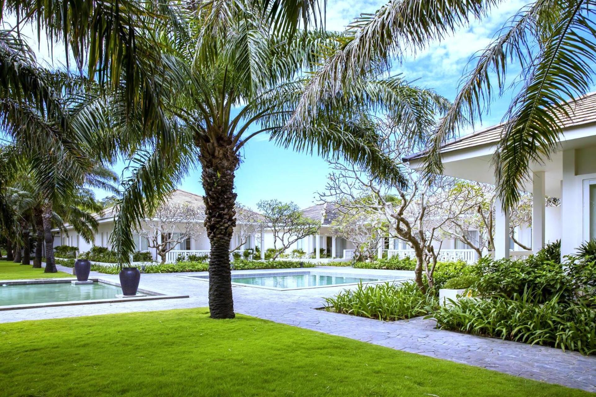 Azerai Ke Ga Bay Hotel Exterior photo
